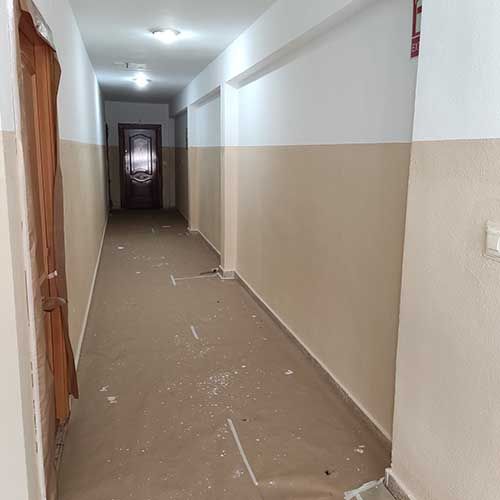 Alisar pared de gotelé en Vélez-Málaga