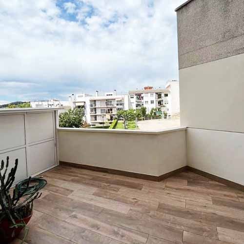 Alisado de paredes en l'Escala